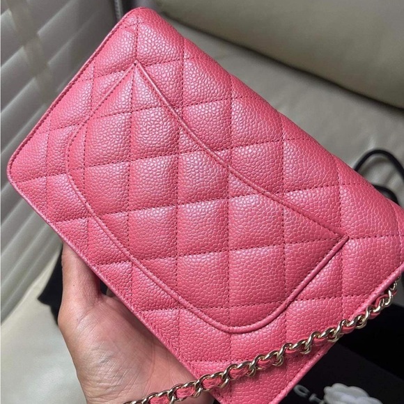 ‼️SOLD‼️CHANEL CAVIAR WOC - Picture 6 of 9